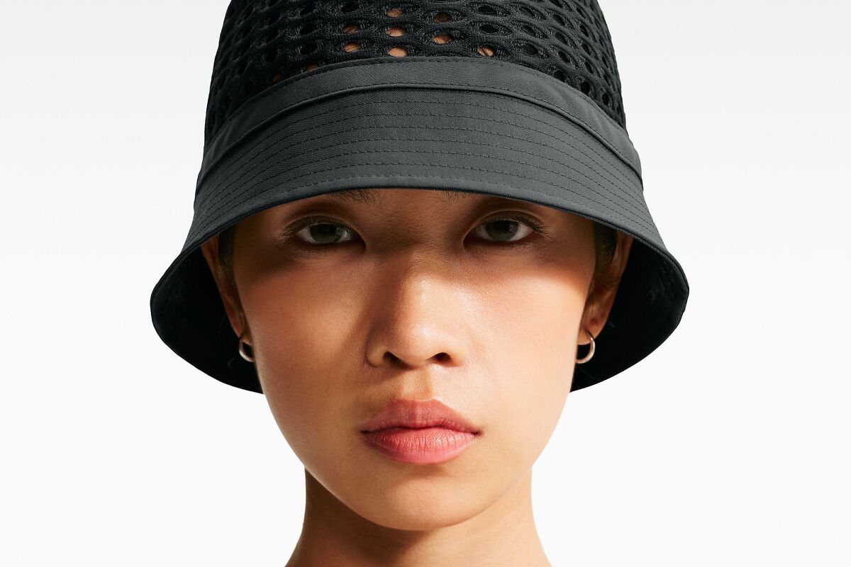 Nike ACG Radical AirFlow Apex Dri-FIT Bucket Hat | Fleet Feet Nike ACG Radical AirFlow Apex Dri-FIT Bucket Hat | Fleet Feet