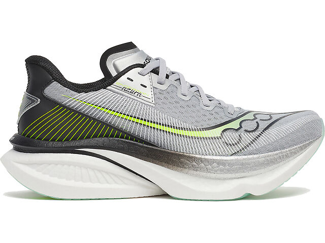 Saucony Endorphin Azura - M9 - 2 miles Saucony Endorphin Azura review: meet the new super trainer  main image 4