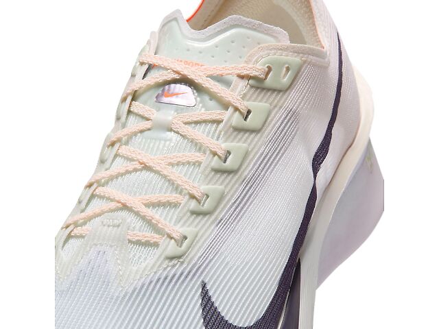Women's | Nike Vaporfly 4 | Fleet Feet