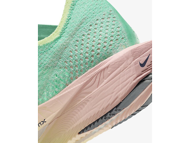 Women's | Nike Vaporfly Next% 3 | Fleet Feet