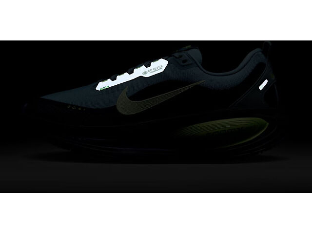 Men's | Nike Vomero 18 GTX | Fleet Feet