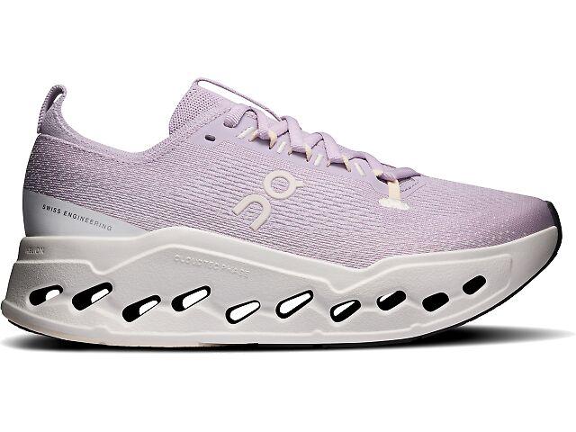 Women's | On Cloudsurfer Max | Fleet Feet